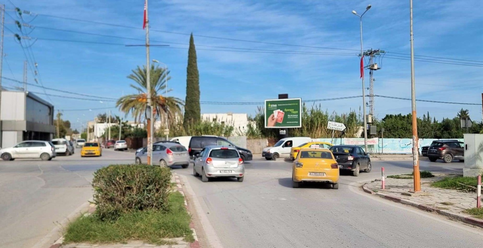 Rond Point Principal " La Soukra-La Marsa niveau Restaurant Closerie