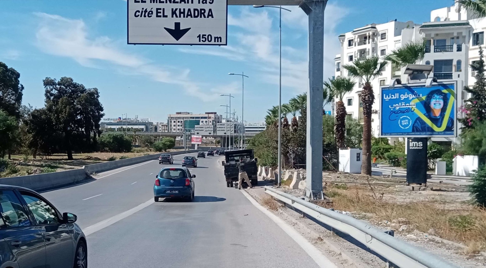 Echangeur GP9-Z4 à l'Entrée de L'Avenue Kheireddine Pacha…