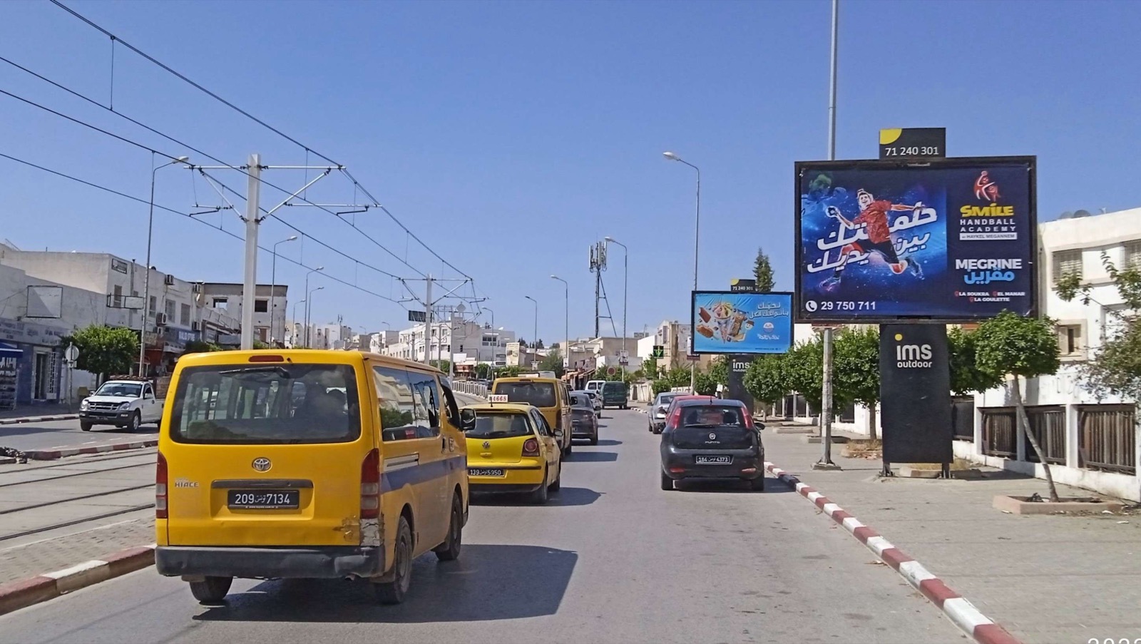 El Mourouj I Centre ville Avenue des Martyrs Direction Mourouj II